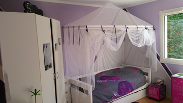 Décoration d'une chambre pour une petite fille au Fauga 