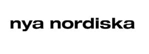 Texte noir 'nya nordiska' en police sans-serif sur fond blanc.